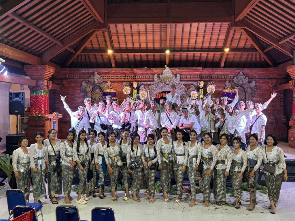 Kebersamaan ST. Tunggaling Adnyana Br. Celuk Pada Perayaan HUT Ke-59 Tahun